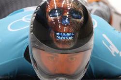 开云体育官方-挪威击败强队，摘得雪车胜利