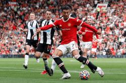 开云体育app下载地址-曼联客场击败埃弗顿，实现连胜