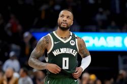 开云体育视频-开拓者压倒黄蜂，利拉德持续火热的简单介绍