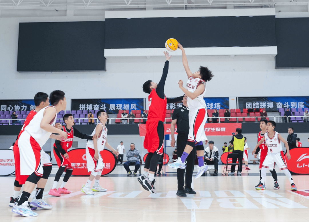 青少年篮球培训营年度评选启动