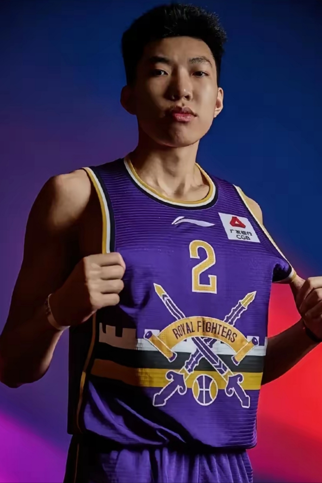 前球星成为球队教练，带领年轻球员迈向辉煌未来的简单介绍