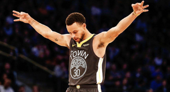 勇士大胜热火，库里砍下30分