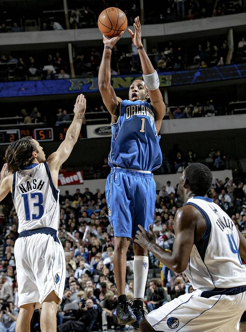 开拓者击败小牛，穆雷32分成全队得分王的简单介绍