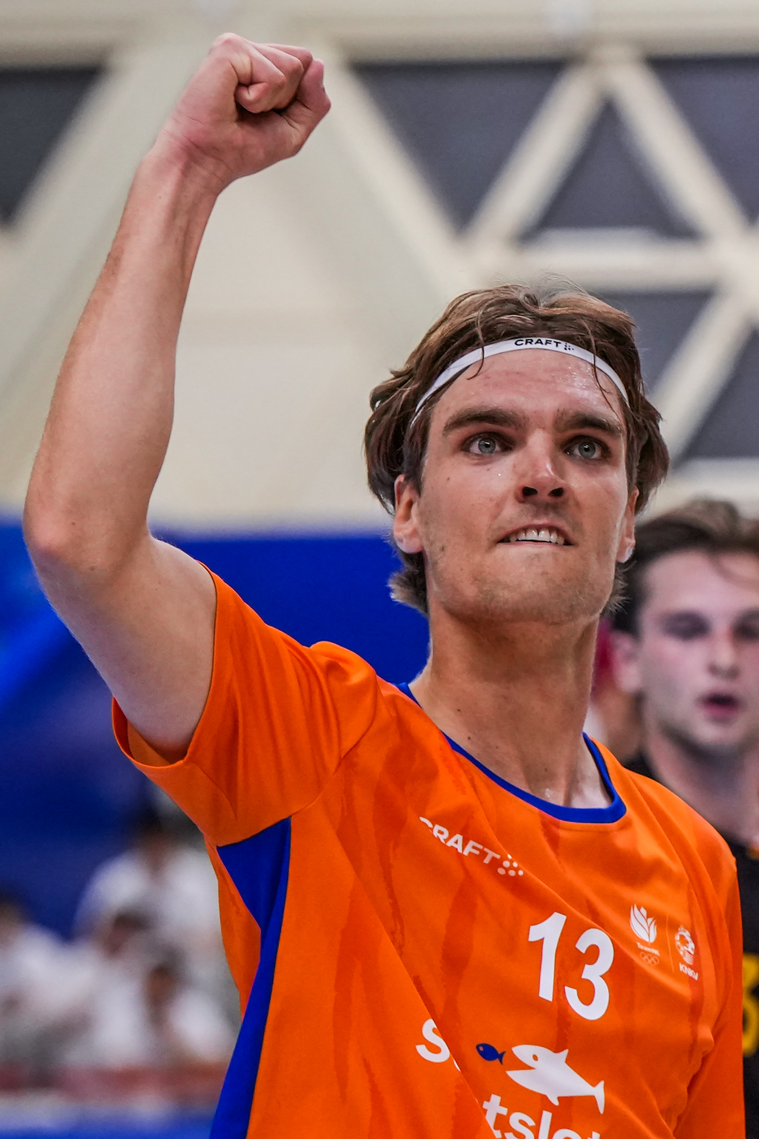 关于荷兰田径选手闪耀赛场，晋级次轮的信息