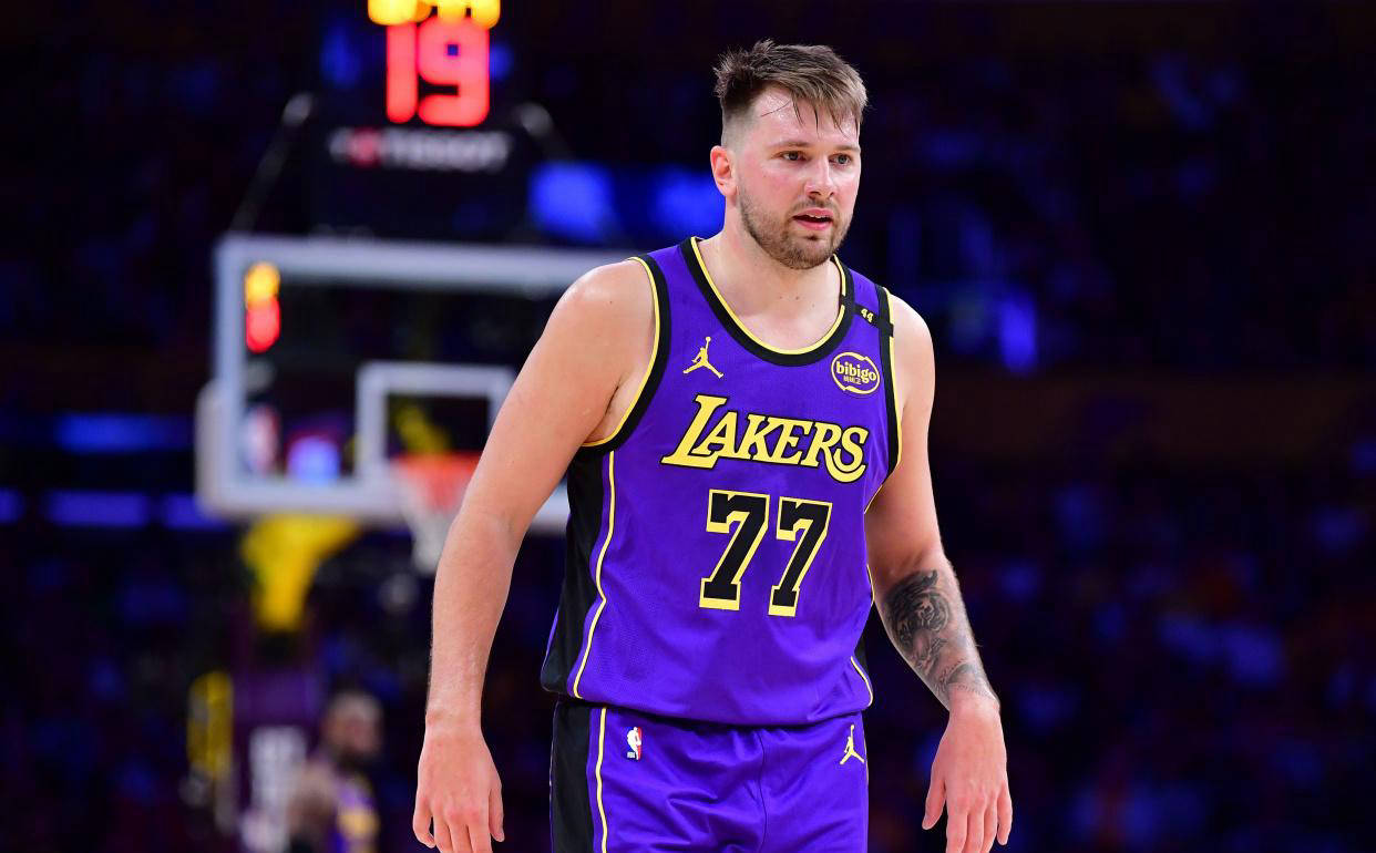 包含沙尔克遭遇四连败,球队危险境地的词条 包含沙尔克遭遇四连败,球队危险境地的词条