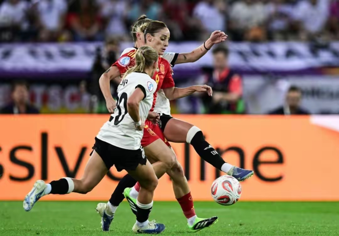 德国女足实力雄厚表现出色引人关注 德国女足实力雄厚表现出色引人关注