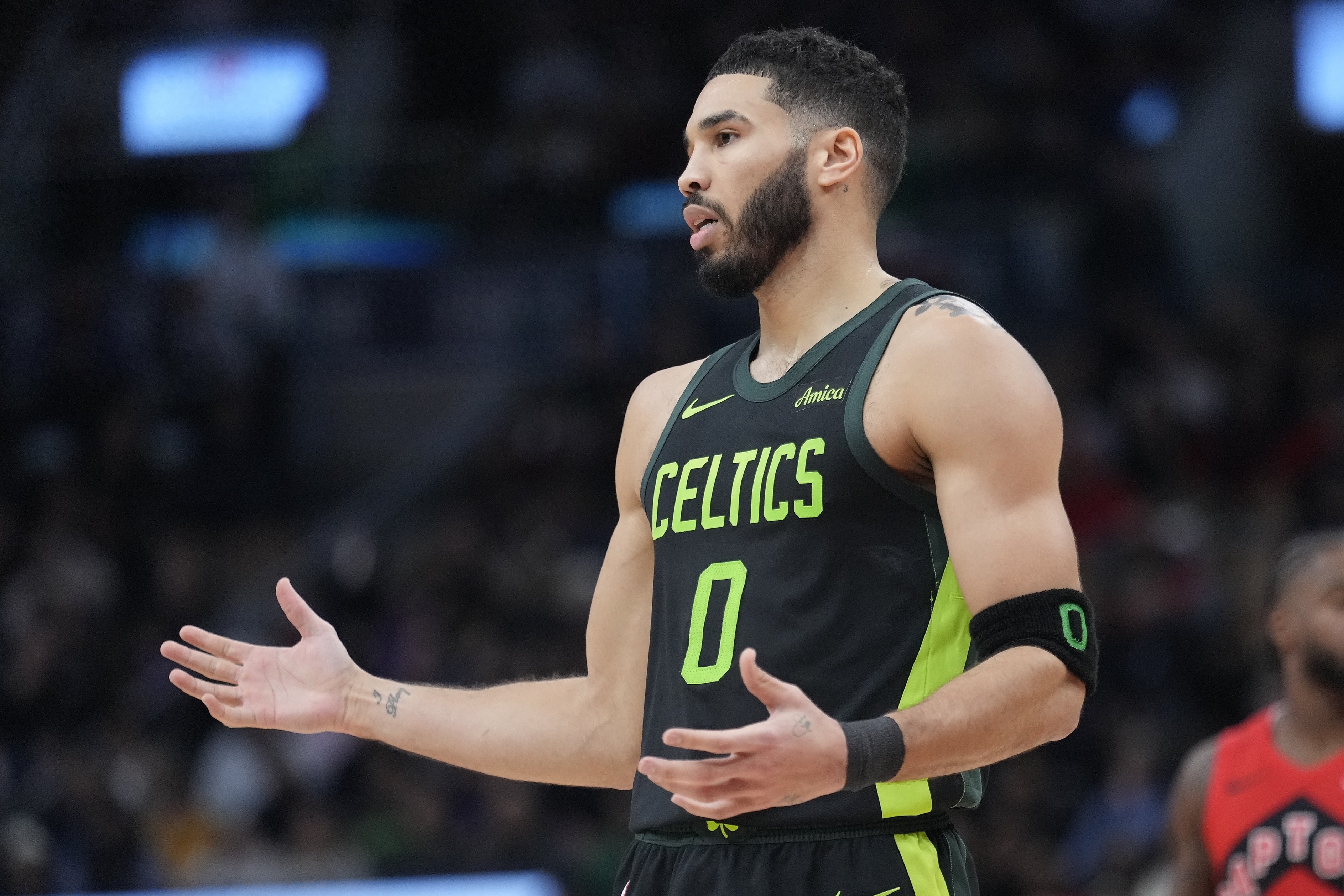 包含凯尔特人战术薄弱,失利难避免的词条 包含凯尔特人战术薄弱,失利难避免的词条