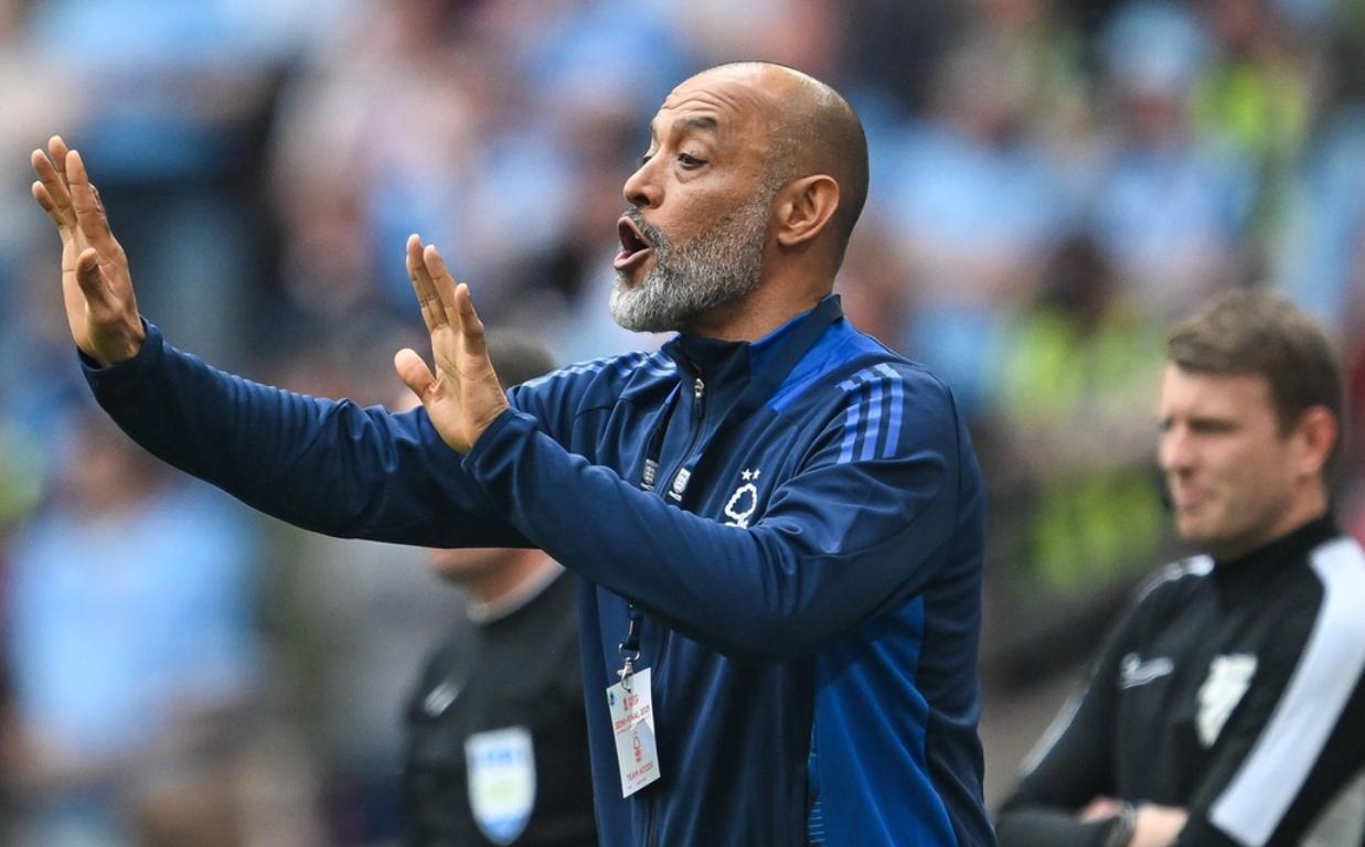 曼城惨败广州恒大亚冠比赛令人遗憾的简单介绍