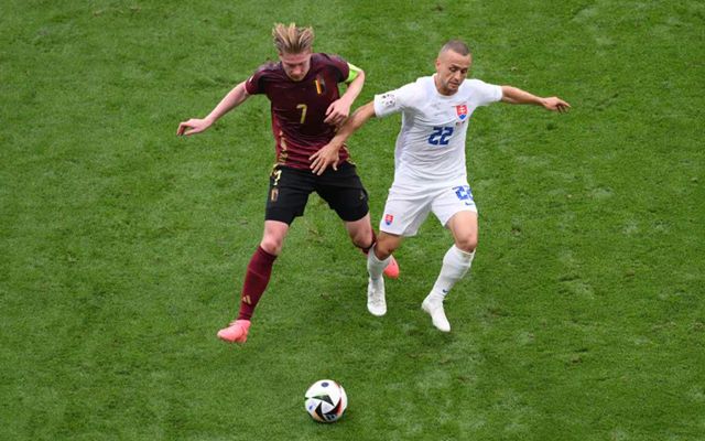 比利时战胜威尔士,稳居小组榜首 比利时战胜威尔士,稳居小组榜首